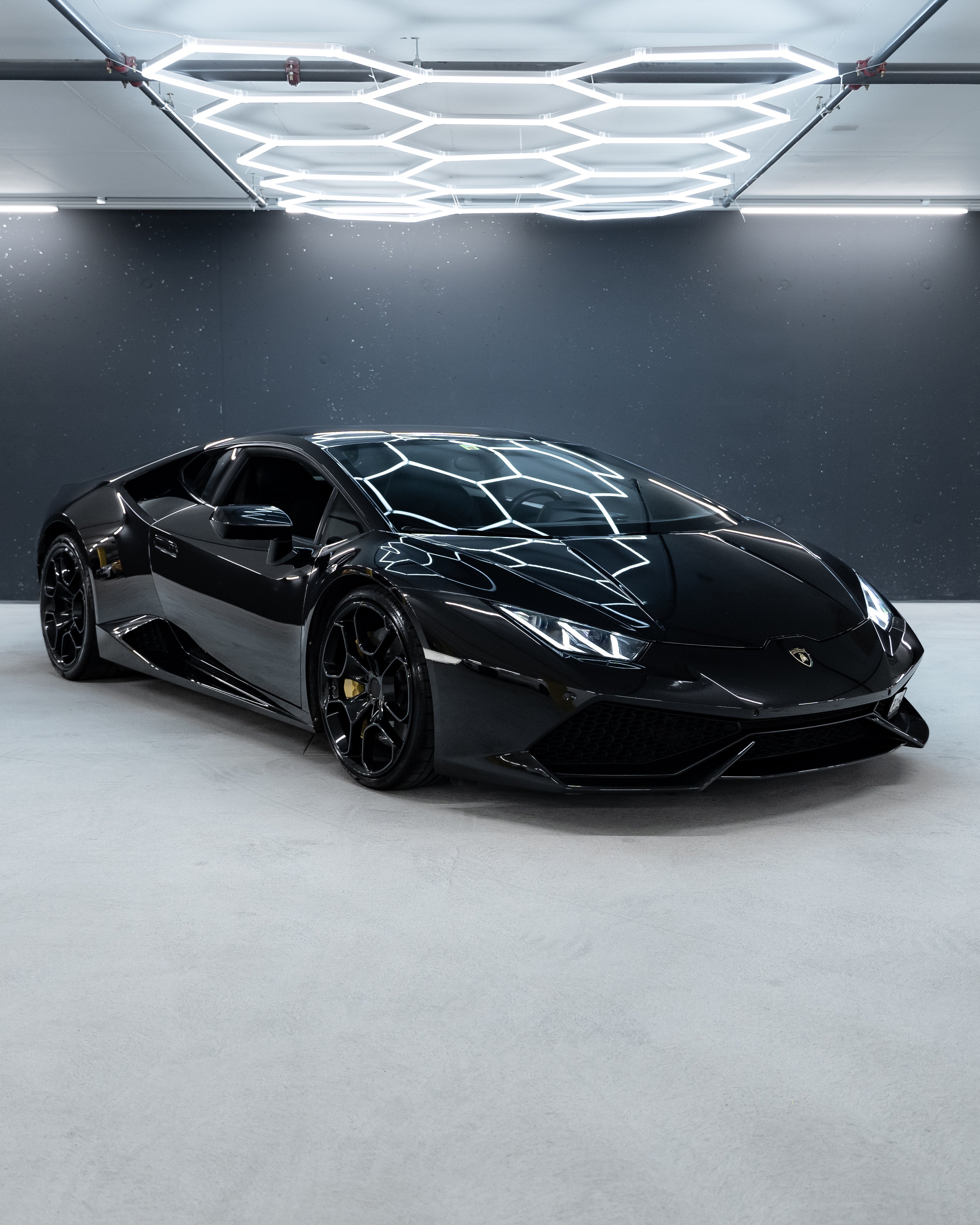 LAMBORGHINI HURACAN